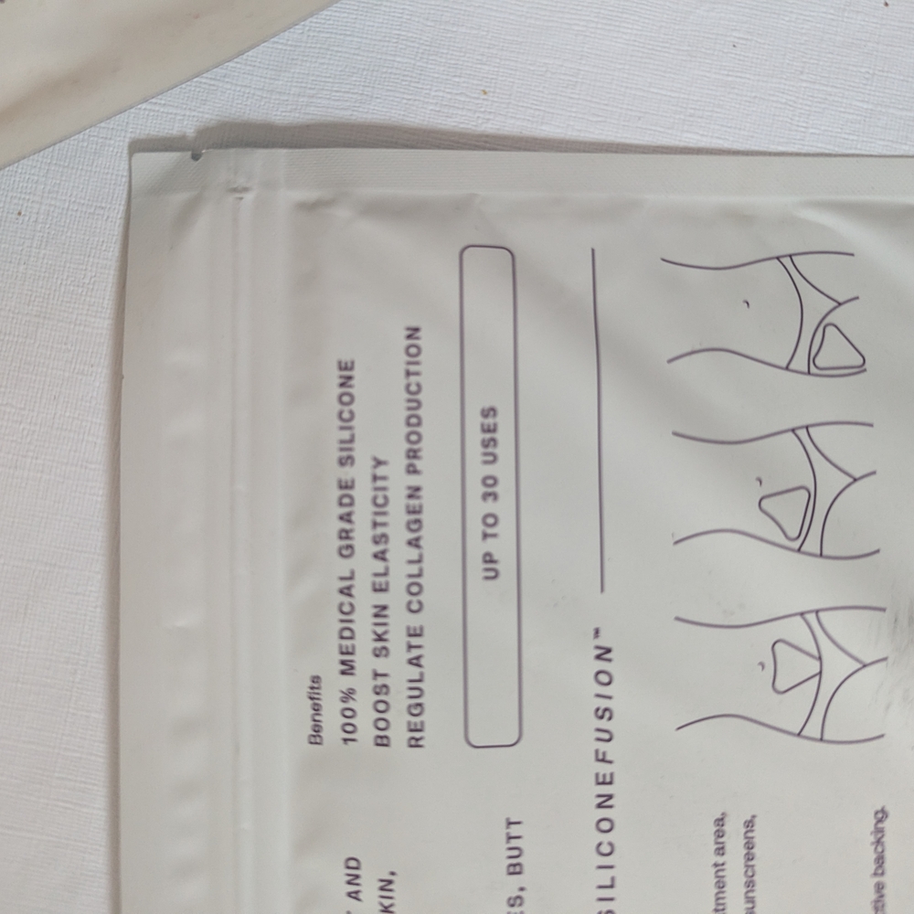Dermaclara Silicone Patches and Serum Set - Picture 6 of 12